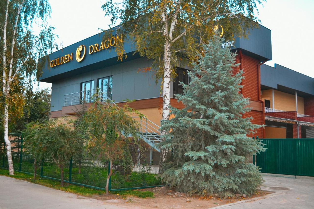 בישקק Gоlden Dragon Villa Hotel מראה חיצוני תמונה